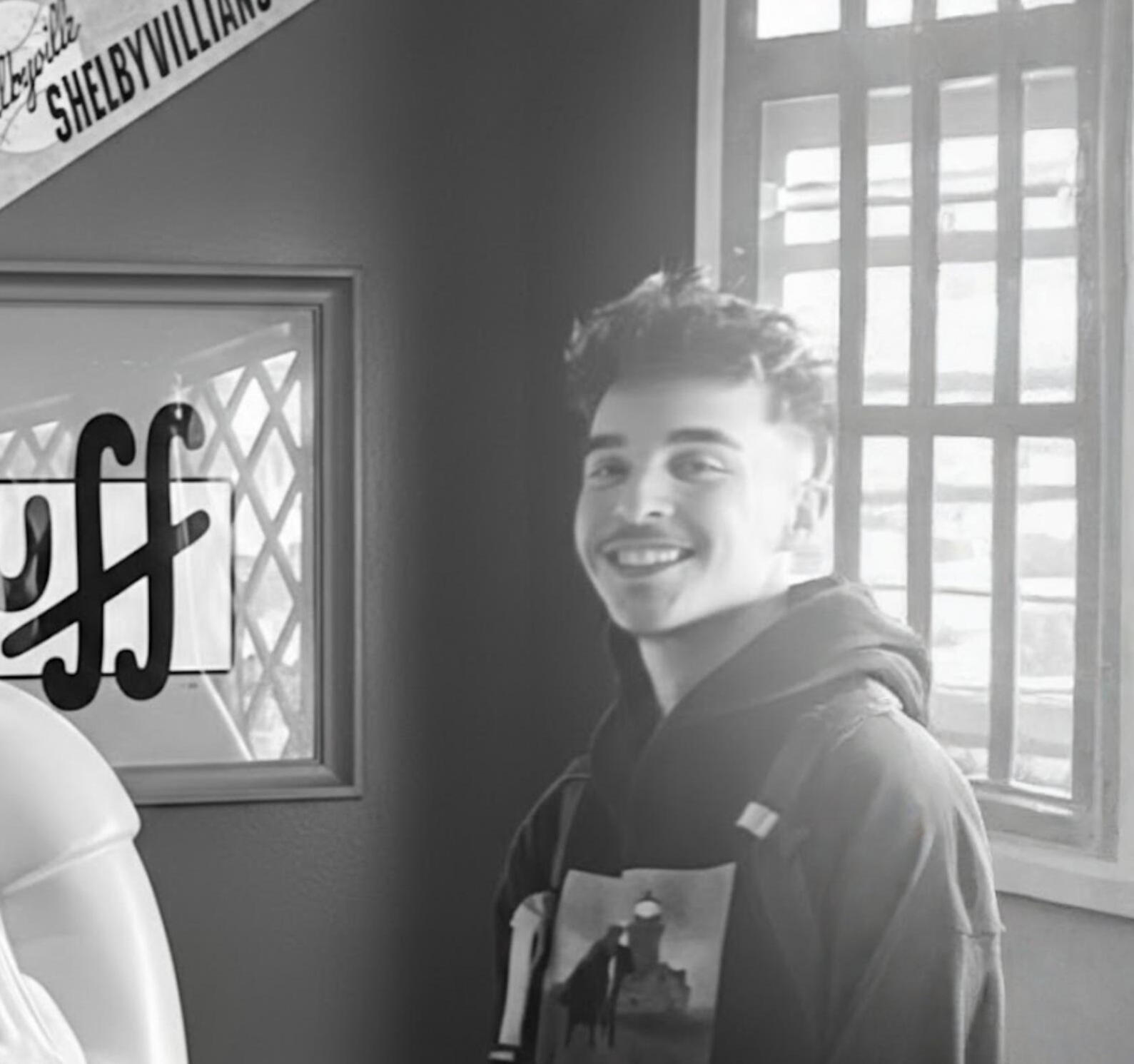 The Rewrite Room was founded by a screenwriter with over 9 years of experience developing feature films and television pilots across multiple genres including crime, thriller, drama, and science fiction. Years spent writing, rewriting, and collaborating wi